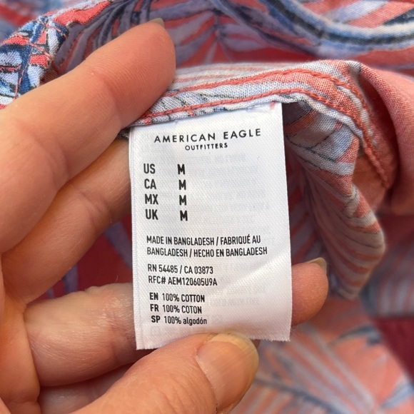 Tropical Red and Blue Men's Shirt, M, NWOT - Picture 4 of 4